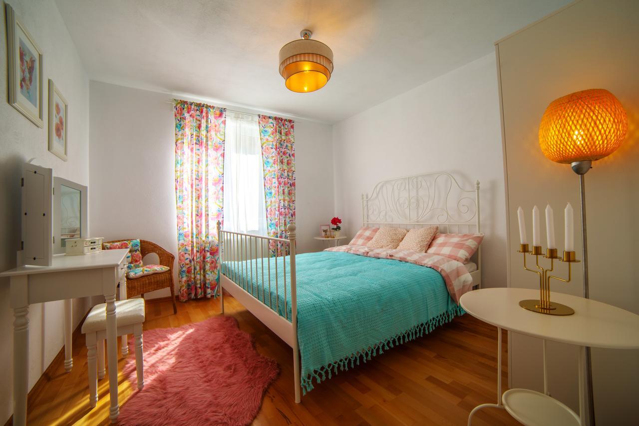 Cozy Apartment Sighisoara Bagian luar foto